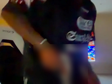 Bắt khẩn cấp nam ca sĩ J nổi tiếng