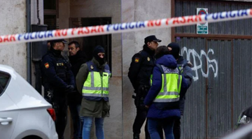 Khám xét nhà riêng của cảnh sát G, tịch thu hơn 600 tỷ đồng tiền mặt giấu kín trên trần nhà