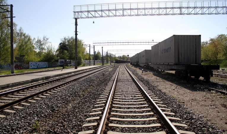 Quốc gia châu Âu xem xét loại bỏ tuyến đường sắt quan trọng nối với Nga - ảnh 1
