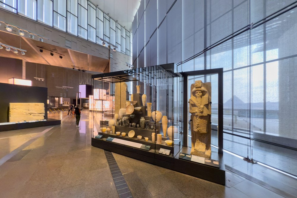 Chính thức mở cửa đại bảo tàng trị giá 26.300 tỷ đồng, nằm ‘sát vách’ kim tự tháp nổi tiếng nhất thế giới - ảnh 8