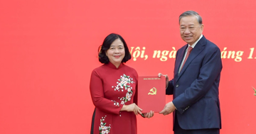 Bà Bùi Thị Minh Hoài làm Bí thư Đảng ủy Mặt trận Tổ quốc, các đoàn thể Trung ương