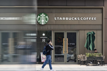Starbucks 'bán mình' ở Trung Quốc, 4 tỷ USD đổi lấy 60% cổ phần