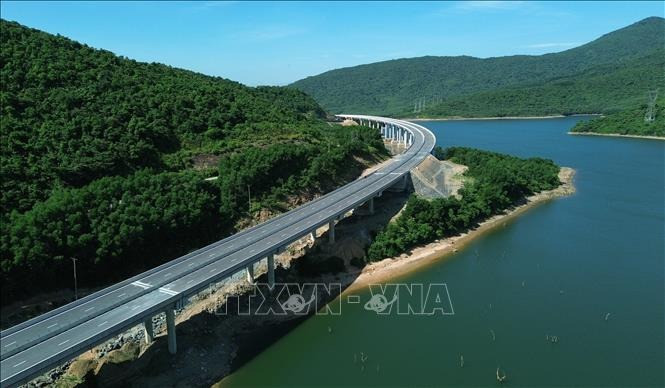 Hầm xuyên núi duy nhất trên tuyến cao tốc Bắc - Nam qua Hà Tĩnh: Công trình kỳ vĩ thi công trên địa chất rời rạc, công nghệ NATM của Áo- Ảnh 4. Hầm xuyên núi duy nhất trên tuyến cao tốc Bắc - Nam qua Hà Tĩnh: Công trình kỳ vĩ thi công trên địa chất rời rạc, công nghệ NATM của Áo- Ảnh 4.