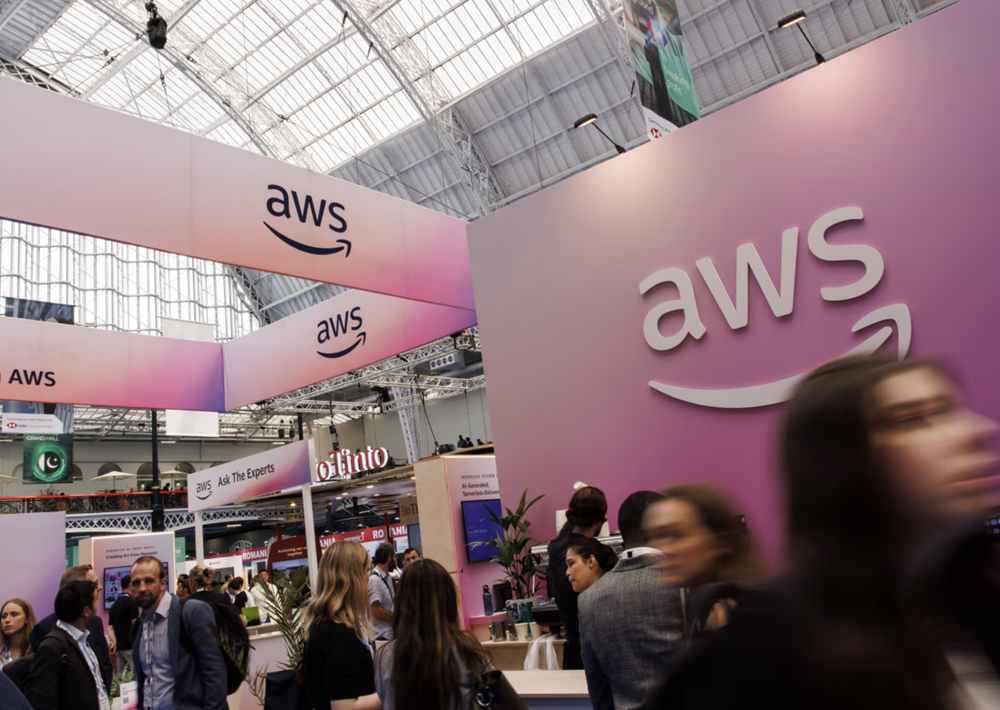 OpenAI ký thỏa thuận điện toán đám mây 38 tỷ USD với Amazon - ảnh 1