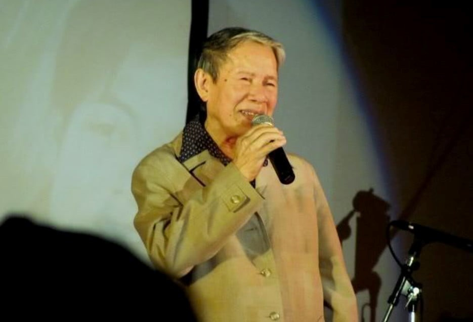 Nghệ sĩ nổi tiếng, 'giọng ca vàng' của dòng nhạc đỏ qua đời - ảnh 2