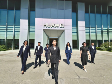 Phó Chủ tịch SHB Đỗ Quang Vinh sang Trung Quốc bắt tay các ‘gã khổng lồ’ tỷ đô Ping An và Huawei