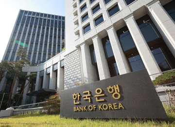 Nghịch lý AI: Người già được việc, người trẻ mất chỗ