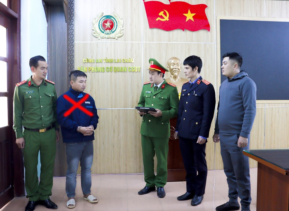 Bắt khẩn cấp ‘siêu lừa’ Quách Văn Lập chiếm đoạt tiền của nhiều cán bộ công an ở 16 tỉnh, thành - ảnh 1