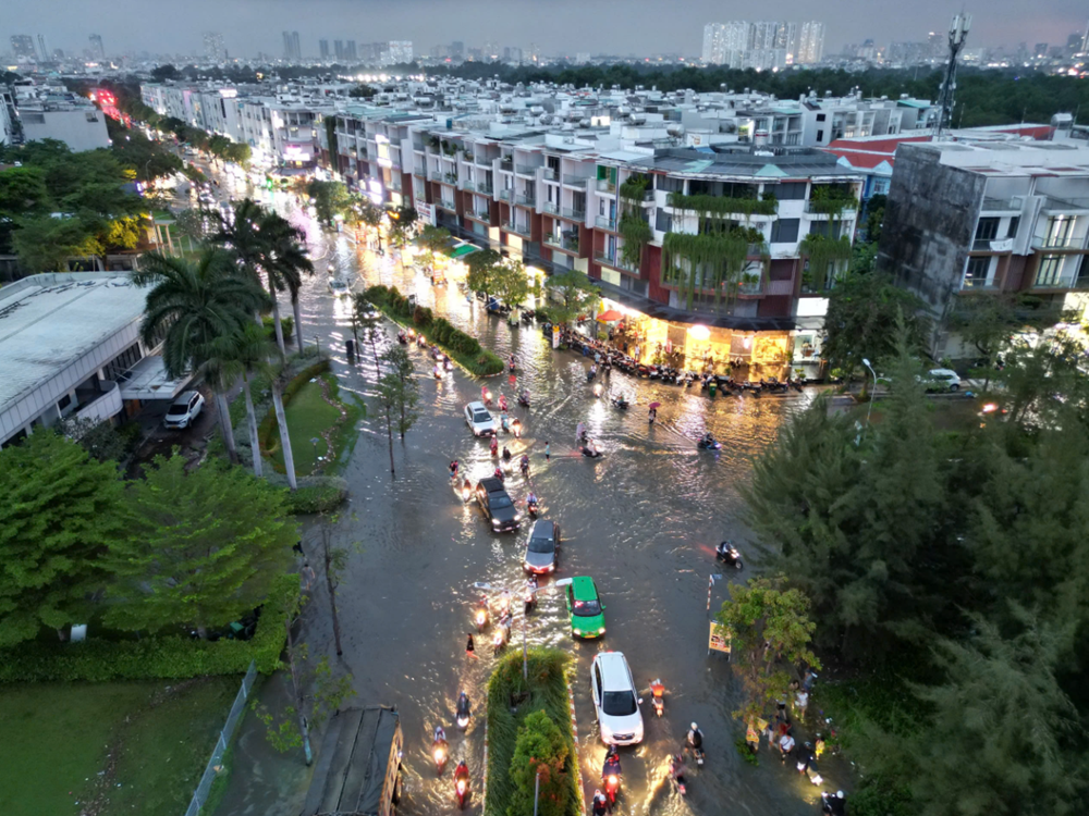 CSGT TP. Hồ Chí Minh cảnh báo khẩn đến người tham gia giao thông - ảnh 1