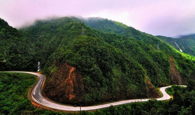 Ngày mai, Việt Nam khởi công hầm đường bộ qua đèo dài nhất cả nước, rút ngắn thời gian di chuyển từ 2 giờ xuống còn 10 phút- Ảnh 1.