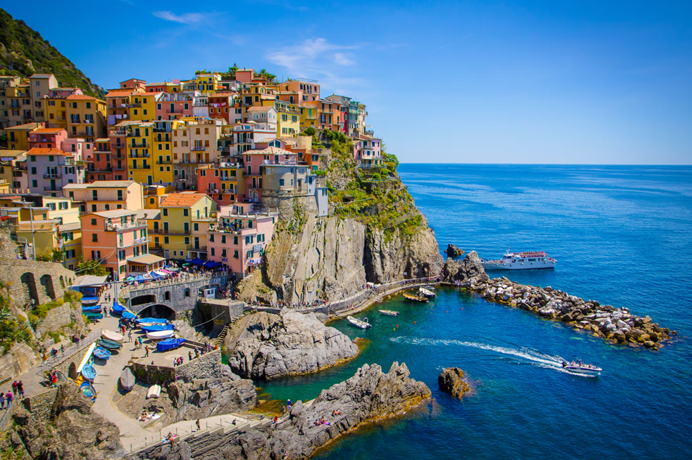 Quốc gia có 21 con đường mang tên Bác Hồ, đứng đầu thế giới về số di sản UNESCO - ảnh 1