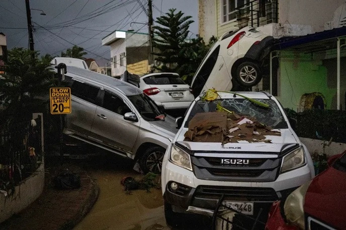 Philippines: Bão Kalmaegi (số 13) khiến gần 190 người chết; chuẩn bị ứng phó siêu bão mới- Ảnh 1.