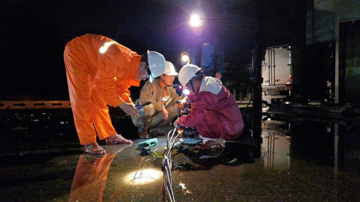 Hơn 1,6 triệu khách hàng bị mất điện do ảnh hưởng bão số 13