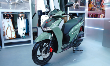 Honda SH 2025 nâng cấp sang trọng hơn, loạt điểm nhấn công nghệ đáng đồng tiền bát gạo, tiếp tục đối đầu Vespa Sprint và Piaggio Medley