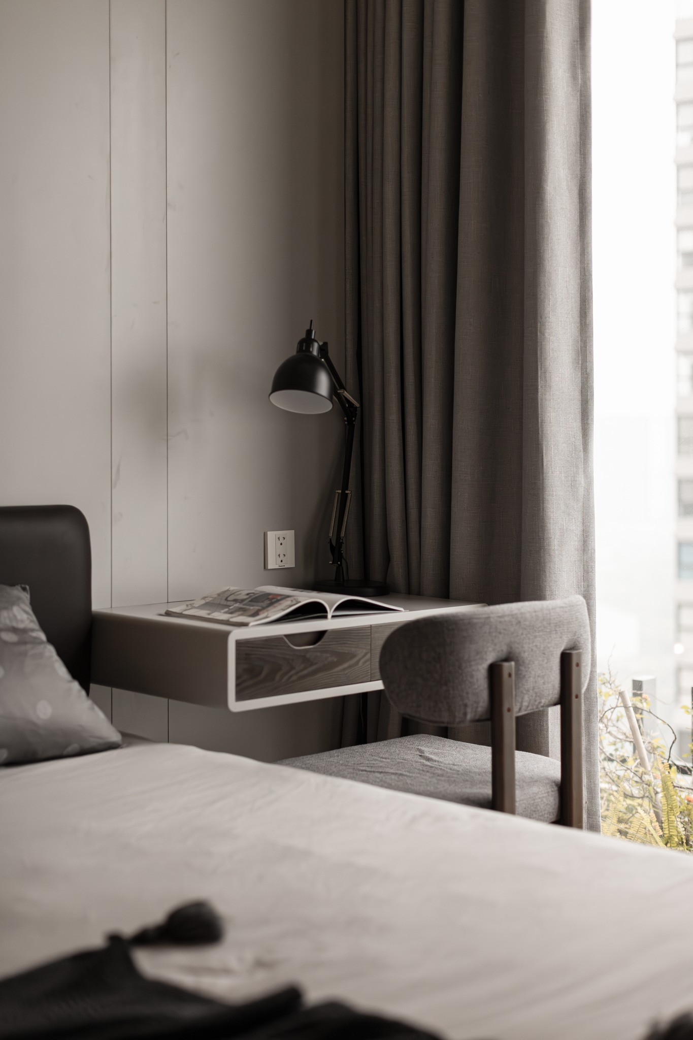 Căn hộ 100m2 ở ngoại thành Hà Nội: Không gian sống an yên, hiện đại giữa lòng khu đô thị xanh- Ảnh 8.