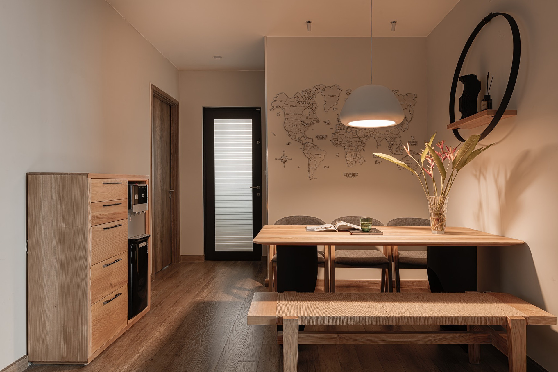 Căn hộ 100m2 ở ngoại thành Hà Nội: Không gian sống an yên, hiện đại giữa lòng khu đô thị xanh- Ảnh 5.