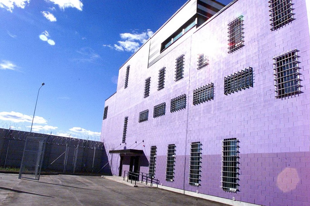 Quốc gia ‘kỹ thuật số’ đầu tiên trên thế giới, cả nước chỉ có 3 nhà tù, ít tội phạm đến mức phải cho thuê phòng giam - ảnh 6