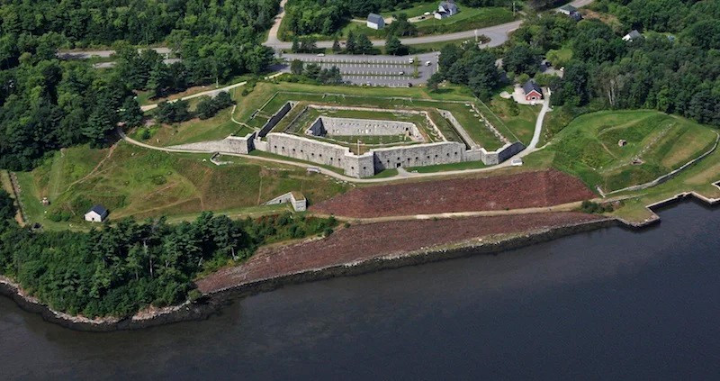 Quốc gia này có vàng nhiều nhất thế giới, bỏ xa Nga và Trung Quốc, gần bằng tổng lượng vàng dự trữ của 3 nước gộp lại - ảnh 2