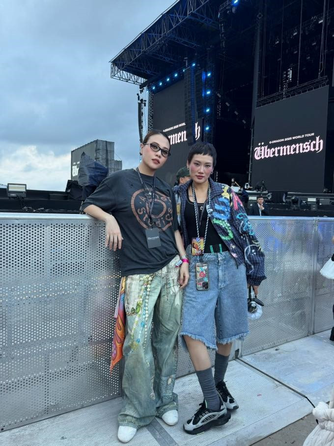 Biển người đổ về Hưng Yên tạo nên cảnh tượng chưa từng có - ảnh 11