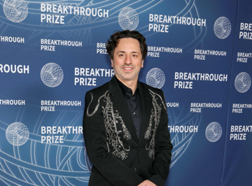 Kiếm bộn tiền nhờ AI, tỷ phú giàu thứ 4 thế giới mạnh tay làm từ thiện hơn 1 tỷ USD