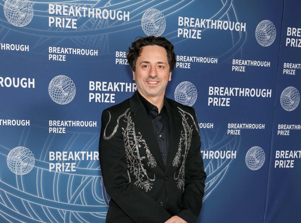 Kiếm bộn tiền nhờ AI, tỷ phú giàu thứ 4 thế giới mạnh tay làm từ thiện hơn 1 tỷ USD - ảnh 1