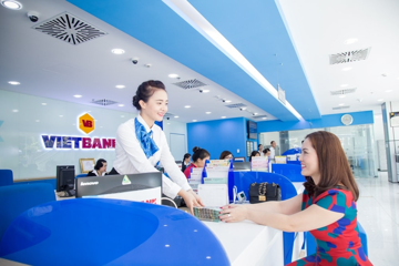 Chủ tịch Vietbank và người nhà đăng ký giao dịch hơn 100 triệu quyền mua cổ phiếu