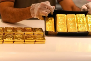 Giá vàng sáng 10/12: Thị trường trong nước đồng loạt leo thang