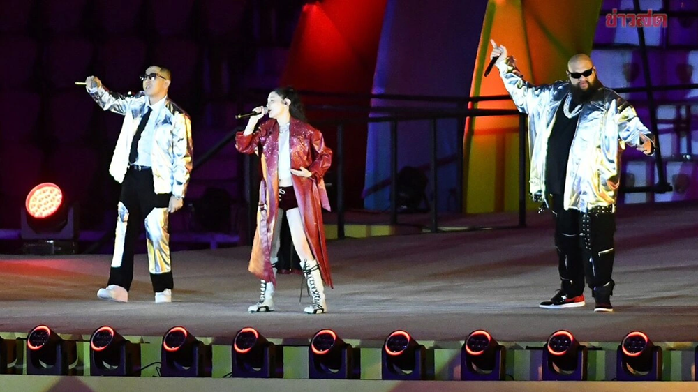 Nữ ca sĩ nổi tiếng thừa nhận hát nhép tại lễ khai mạc <a style='text-decoration: none;' href='/SEA'>SEA</a> Games 33, sự nghiệp 'chao đảo' chỉ sau 1 đêm - ảnh 1