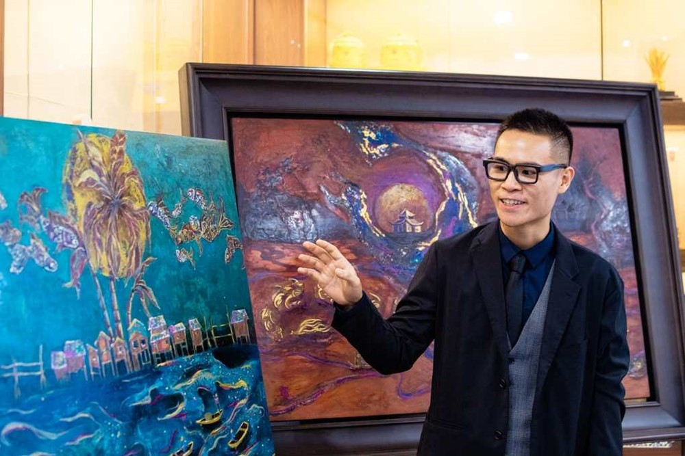 Gia thế của họa sĩ 9X vừa được đặc cách kết nạp Hội Mỹ thuật Việt Nam - ảnh 2
