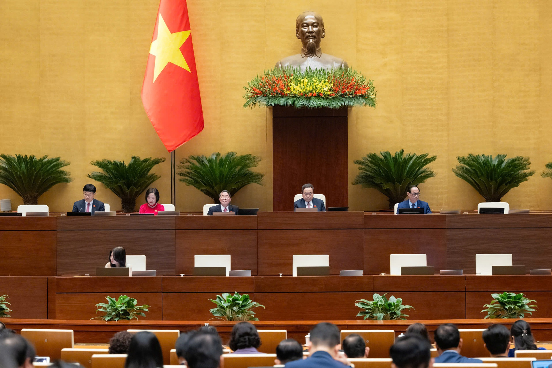 Tháo gỡ 'điểm nghẽn' trong hoàn thuế giá trị gia tăng- Ảnh 1.