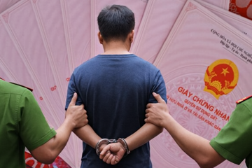 Bắt Trần Hữu Vẹn sinh năm 1978 do chiêu bán đất ‘nhân bản’