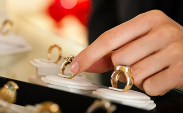 Giá vàng sáng 11/12: Fed hạ lãi suất, thị trường lập tức phản ứng mạnh