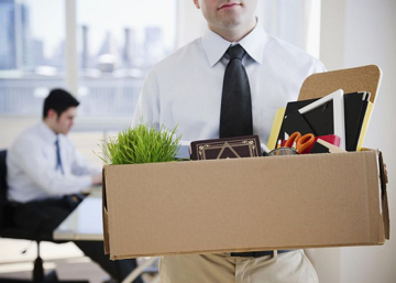 Những lý do 'trời ơi đất hỡi' khiến nhân viên bị sa thải: Từ đi làm quá sớm đến… ghé toilet nhiều lần