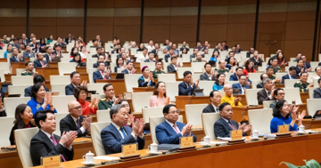 Quốc hội yêu cầu cải cách mạnh mẽ chế độ tiền lương