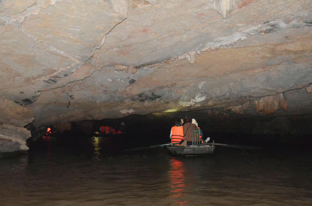 Hang động sở hữu tượng Phật ngồi thiền 'độc nhất' Việt Nam, nằm trong vùng lõi của di sản được UNESCO vinh danh - ảnh 2