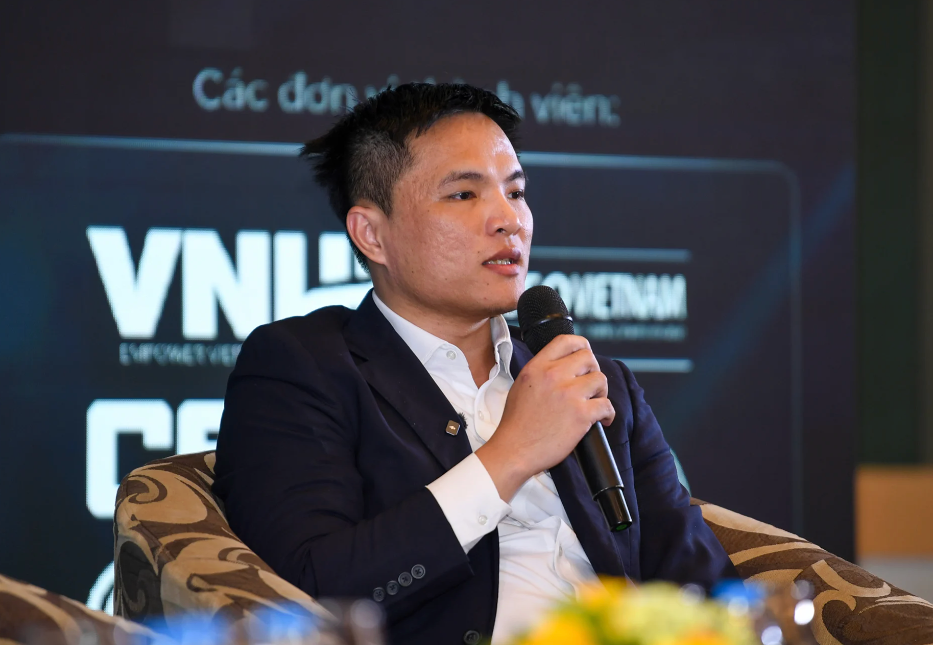 Ảnh màn hình 2025-12-10 lúc 18.38.13