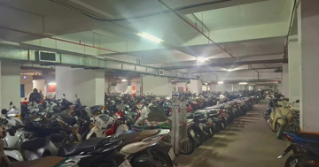 Chung cư từ chối xe điện: Bộ Xây dựng có động thái gì?