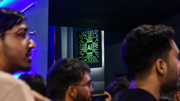 Quốc gia châu Á gây sốt khi nhận hơn 50 tỷ USD trong chưa đầy 24 giờ