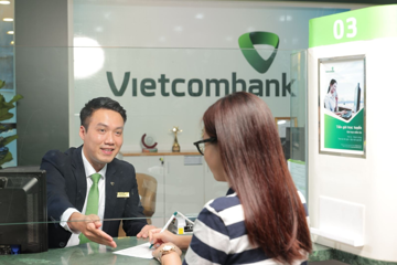 Vietcombank (VCB) có thông báo liên quan đến việc rút tiền, chuyển tiền, nộp tiền tại FPT Retail