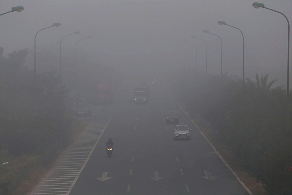 Hôm nay, chỉ số chất lượng không khí Hà Nội tăng vọt - ảnh 2