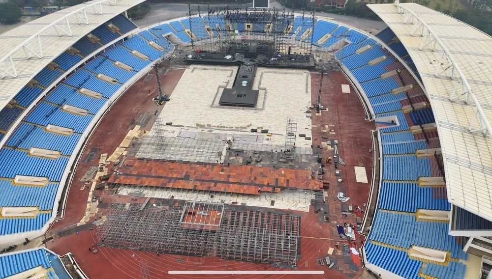 Giọng ca Đà Nẵng 3 lần khiến sân vận động Mỹ Đình bùng nổ, hơn 80.000 người đứng ngồi không yên - ảnh 2