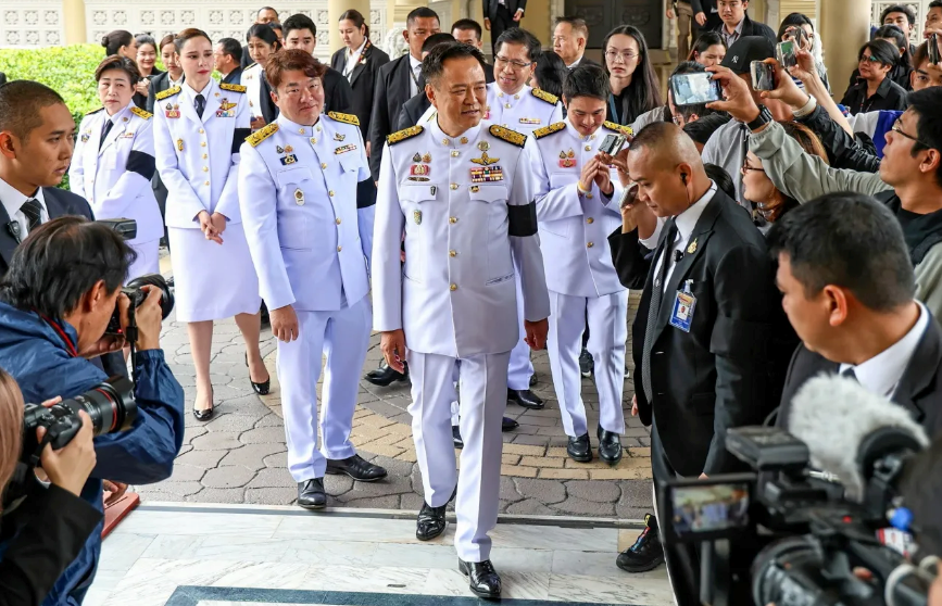 Nóng: Thái Lan bất ngờ giải tán Quốc hội, Thủ tướng tuyên bố ‘trả lại quyền lực cho nhân dân’ - ảnh 4