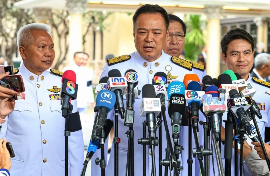 Nóng: Thái Lan bất ngờ giải tán Quốc hội, Thủ tướng tuyên bố ‘trả lại quyền lực cho nhân dân’ - ảnh 3