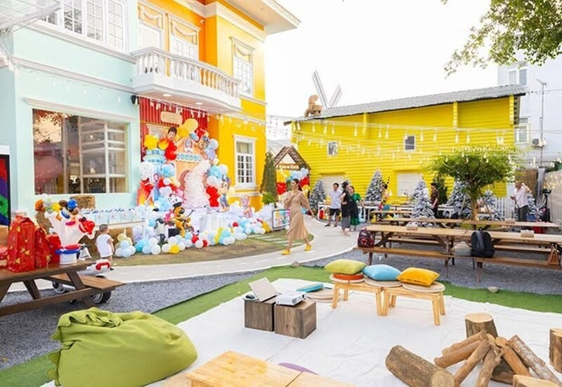 Mỹ nhân Việt lên xe hoa ở tuổi 26, sống trong biệt thự dát vàng view 'bạc tỷ', chồng là cháu trai của gia tộc giàu có bậc nhất Việt Nam - ảnh 5