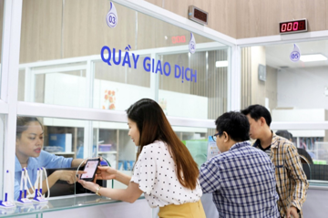 Công ty cấp nước phía Nam lên tiếng khẳng định không đe dọa cắt nước khách hàng