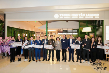 Trung Nguyên Legend của ông Đặng Lê Nguyên Vũ mở cửa hàng đầu tiên tại Nam Ninh, từng bước hiện thực hóa giấc mơ 1.000 cơ sở tại đất nước tỷ dân