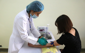 Từ 1/1/2026, lương của bác sĩ mới ra trường là bao nhiêu?