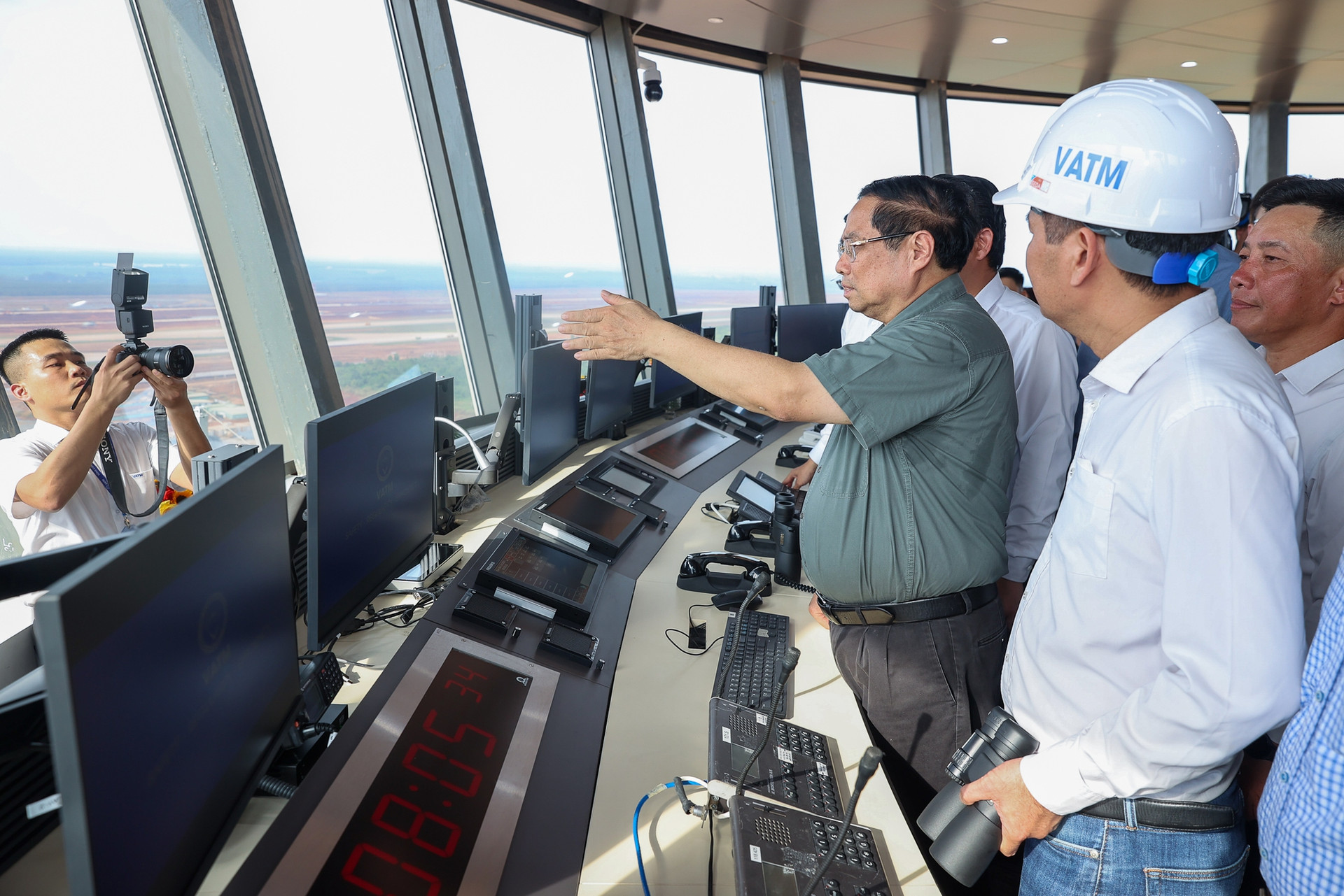 Thủ tướng: Sân bay Long Thành sẽ đón chuyến bay chính thức đầu tiên vào 19/12- Ảnh 7.