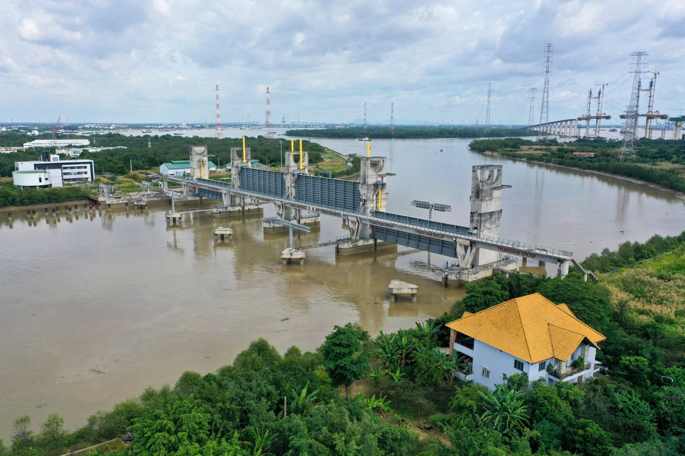 Nghị quyết 98 của Quốc hội được sửa đổi, bổ sung đã mở cơ chế thanh toán đất cho dự án chống ngập 10.000 tỷ đồng. 1.jpg