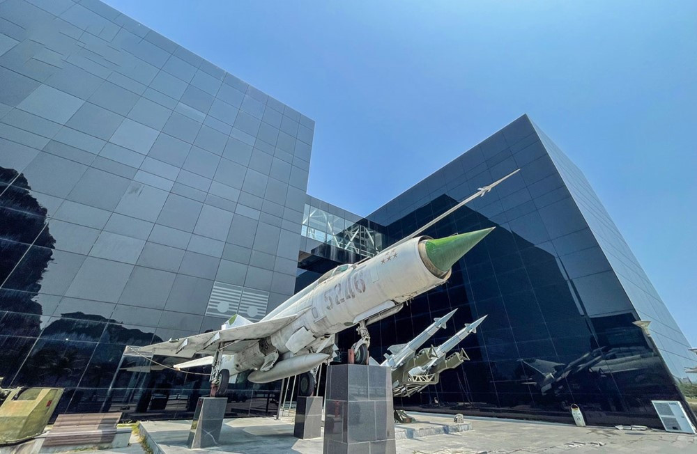 'Ngọc trai đen' bên vịnh biển đẹp nhất Việt Nam đón vị khách thứ 1 triệu - ảnh 3